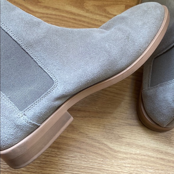 ASOS grey suede Chelsea Boots, size 9 - Picture 6 of 13